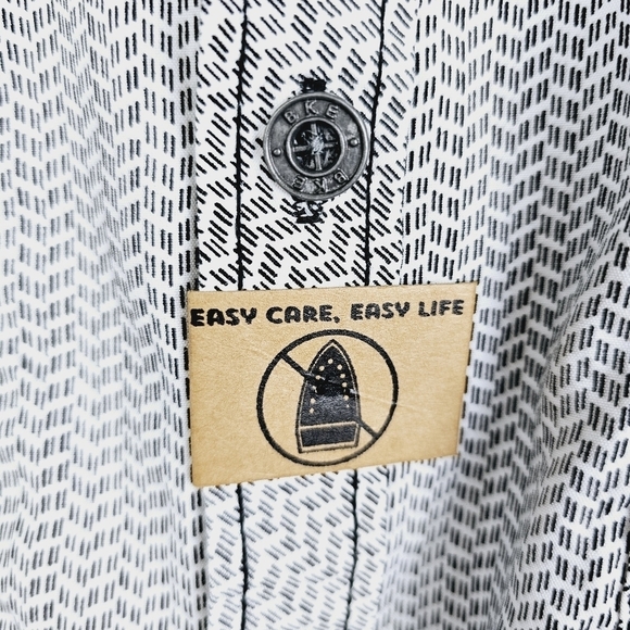 BKE Tailored Fit Haslet Shirt in White & Black NWT, size Medium - Picture 8 of 16